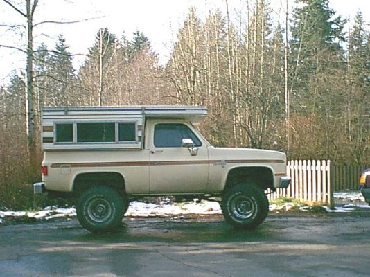 Blazer with Camper2.jpg