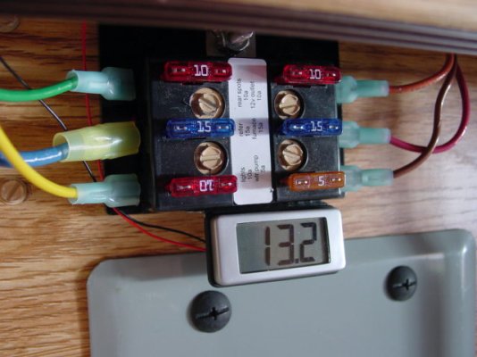 VoltMeter1.jpg