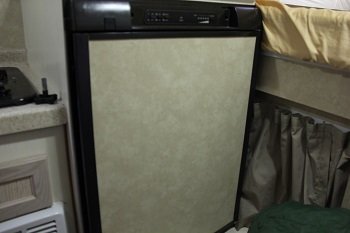 Camper - 3 Way Fridge with Freezer.JPG