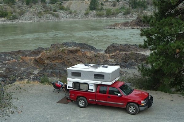 4WC on the Frazier River, BC, Canada.jpg