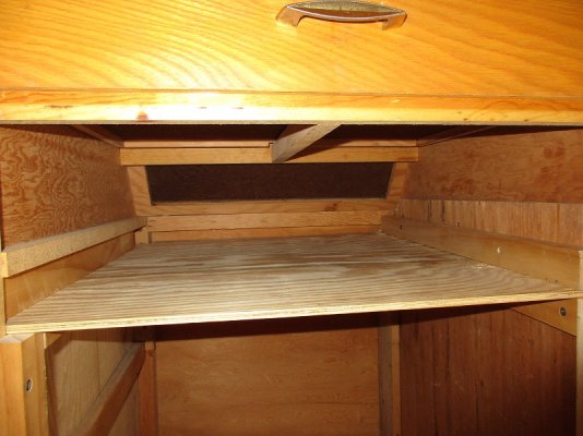 new ceiling to refrigerator compartment low res.jpg