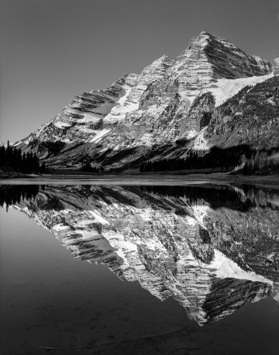 Crater_Lake.jpg