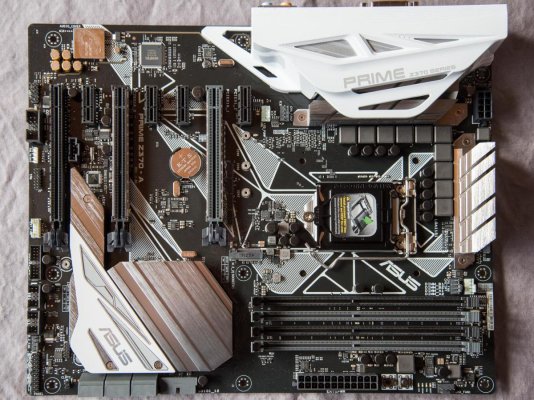 Motherboard-1.JPG