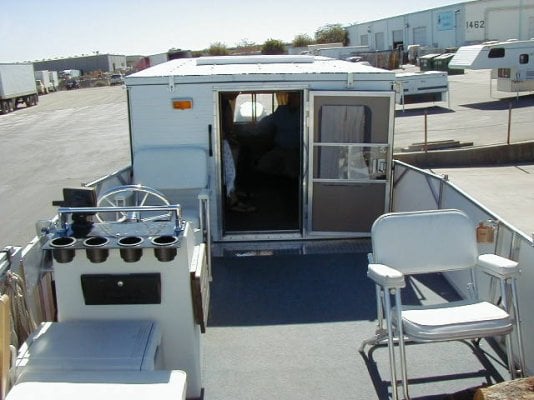 Pontoon Boat with FW Camper 5 (2).JPG