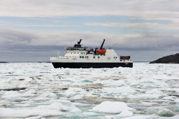 Ferry in Pack Ice #1.jpg