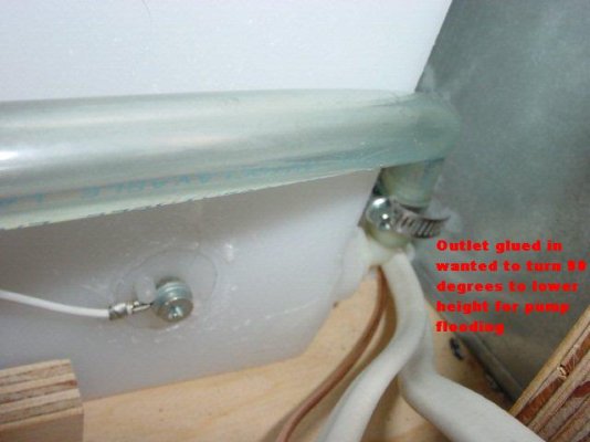 Camper Water tank outlet1.jpg