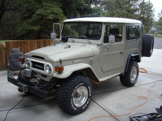 FJ40.jpg