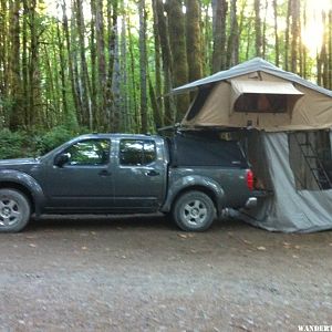 Tent with Zip in floor