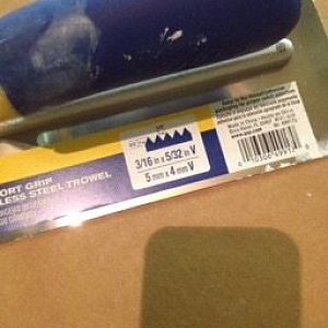 3/6" v-notch trowel