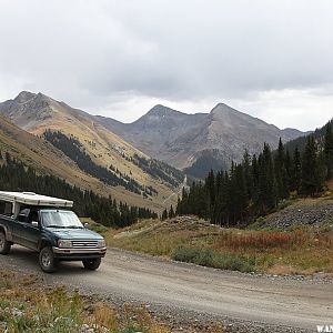 KC heading towards Animas Forks