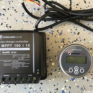 MPPT charge controller and monitor