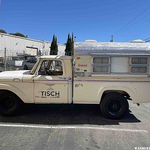 Alaskan Mounted on Ford F250