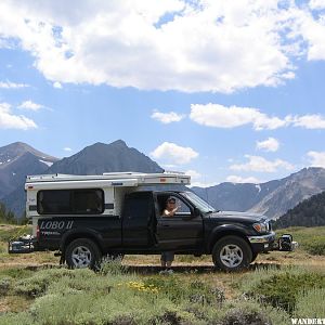 4WD track above Mono Lake