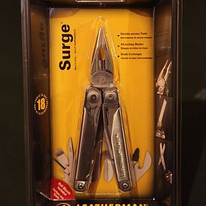 Leatherman Surge