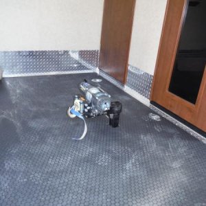 winch mount in floor