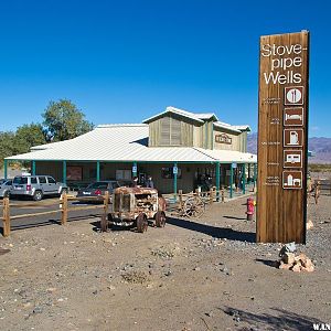 Stovepipe Wells Village