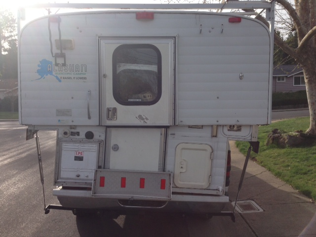 Alaskan cabover comes down crooked-finally fixed. - Alaskan Camper