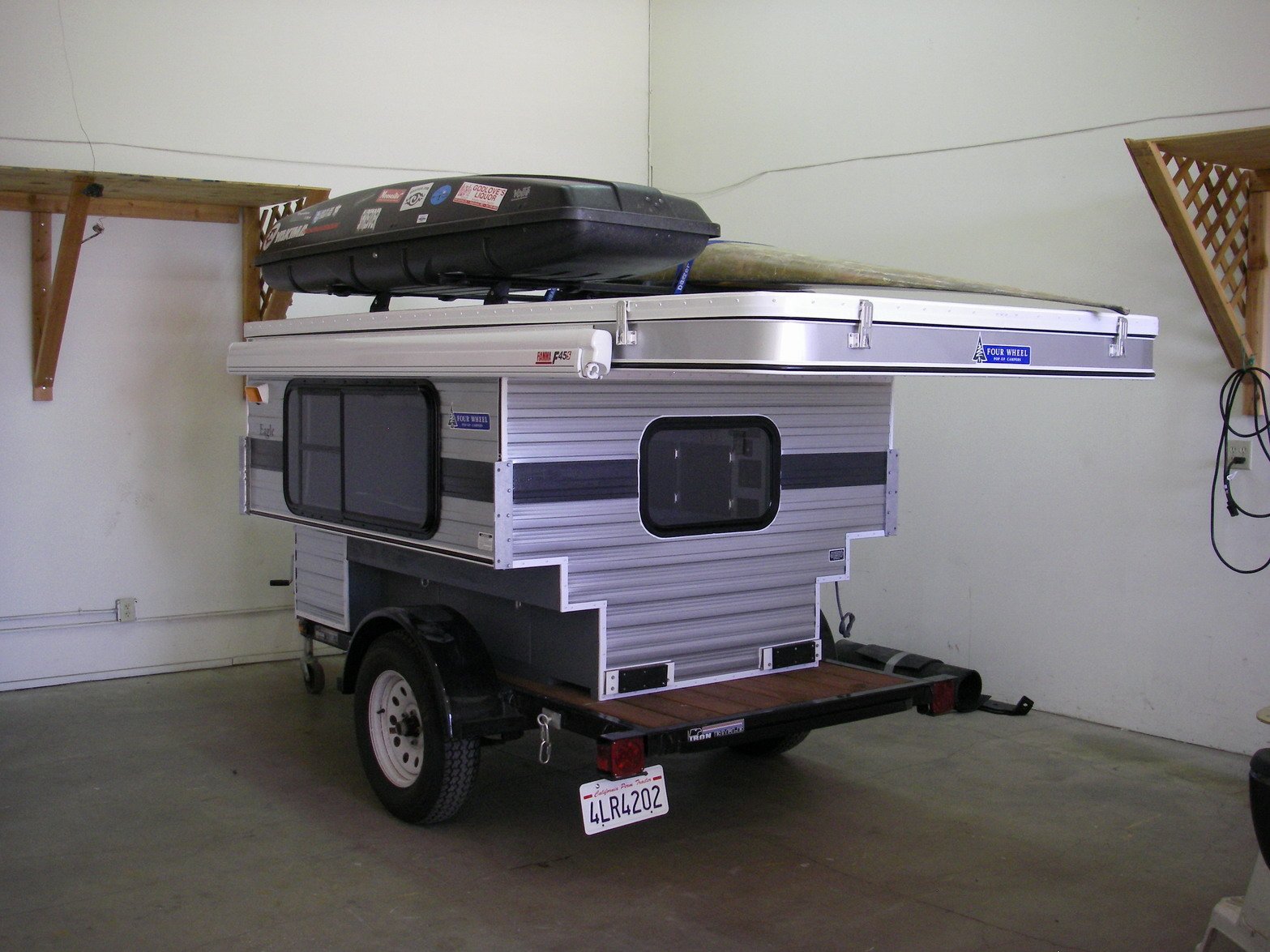 Yakima racks on the new seamless roof? - Four Wheel Camper Discussions