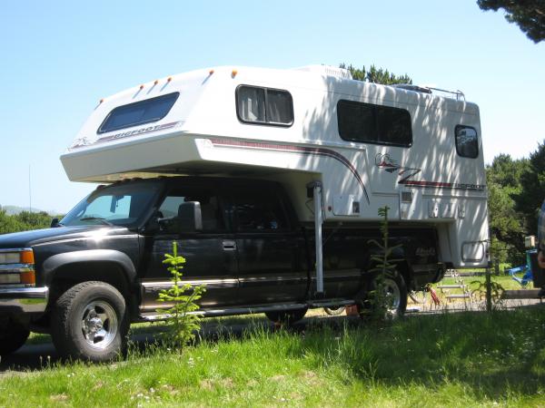 1987 Bigfoot Camper