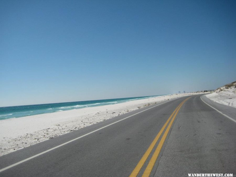81 White sand bach on the gulf coast (960x720).jpg