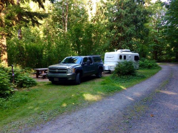 a nice stream is running right behind this campsite