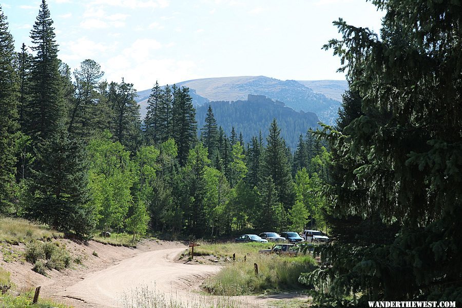 Crags trailhead at The Crags Campground