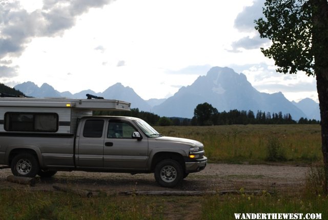 glory shot of the pickup and camper