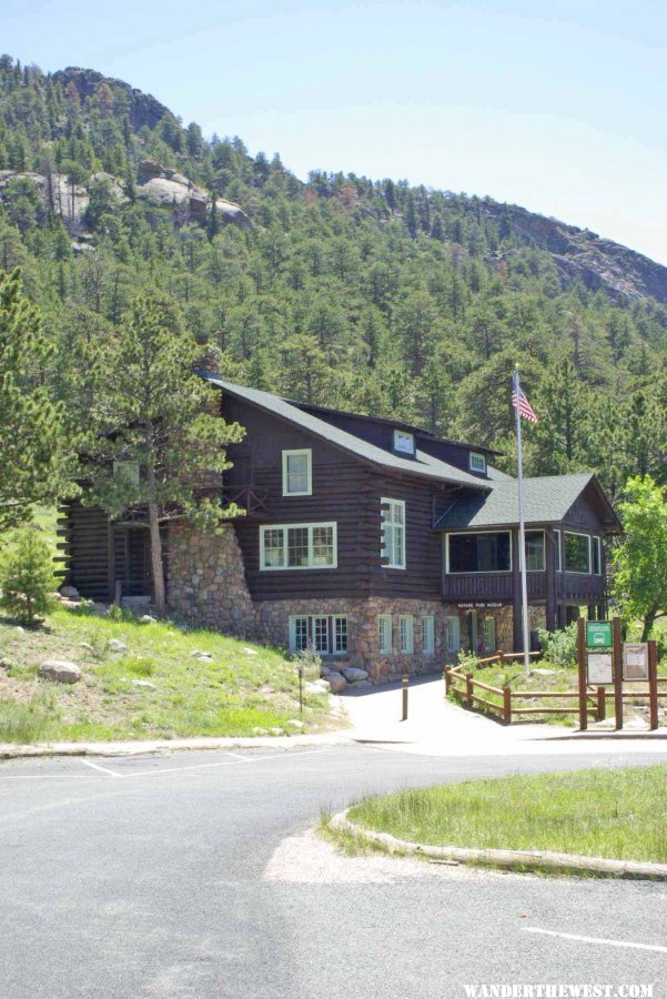 Moraine Park Visitors' Center