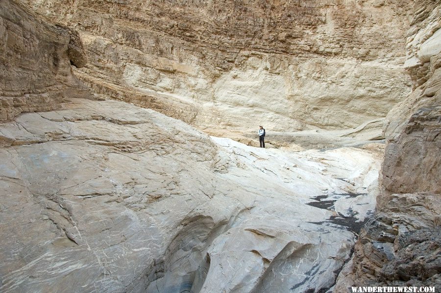 Mosaic Canyon's Lower Narrows