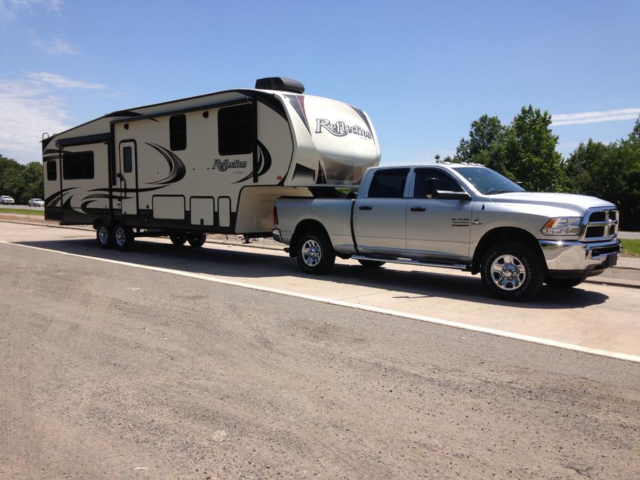 My rig.  2018 Ram 2500 2019 Reflection 31MB