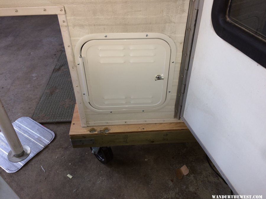 propane box door