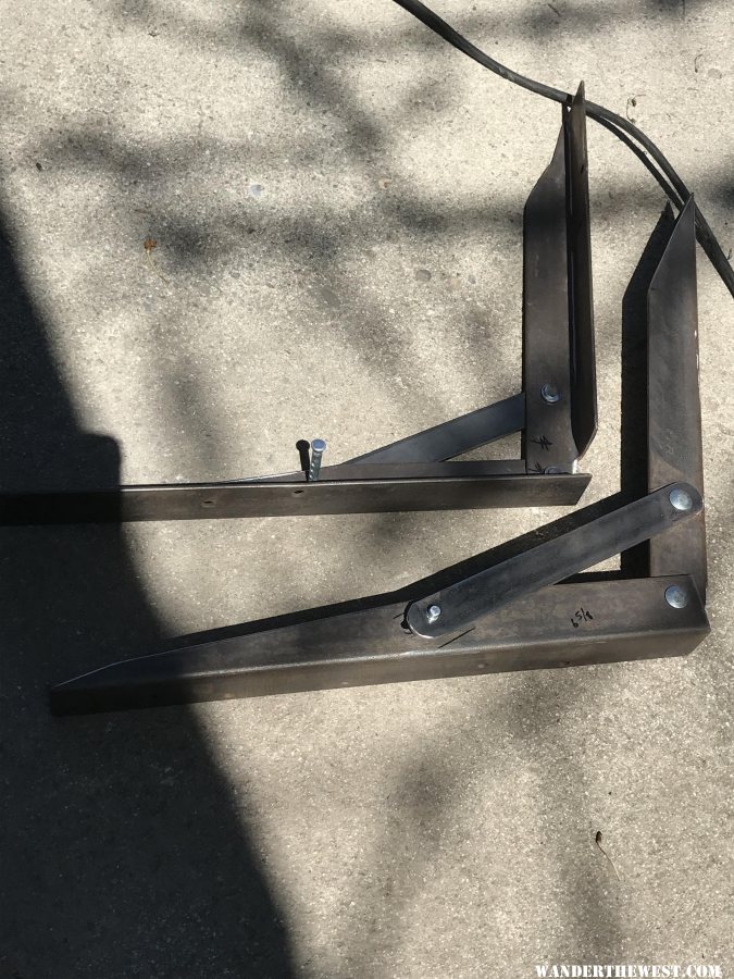 Seat brackets