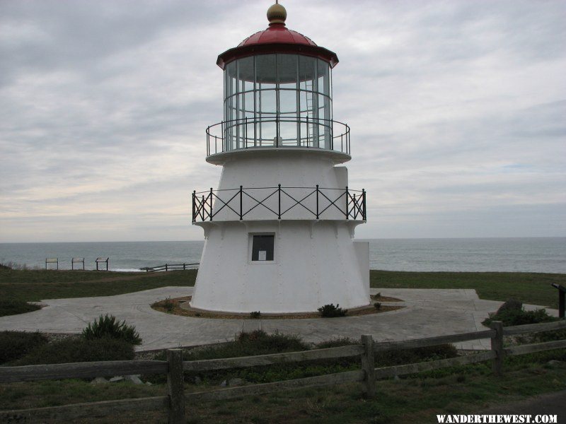 Shelter Cover Lighthouse