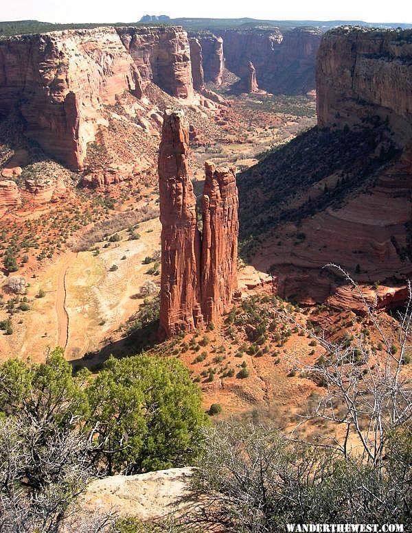 Spider Rock Overlook