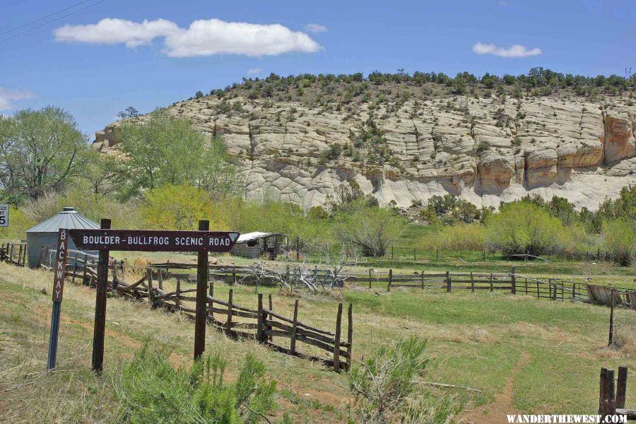 Start of the Burr Trail