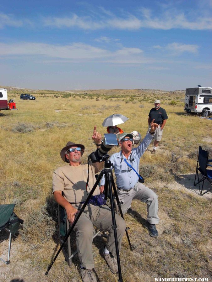 Stew, Syncro Bill and Cougar Couple view WY eclipse