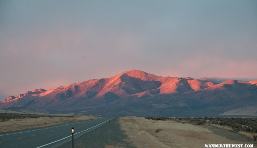 Sunset along US 95 north of Winnemucca