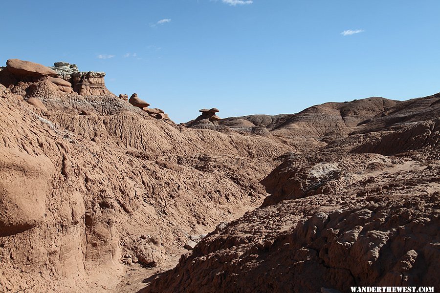 Trail linking the campground and Goblin Valley