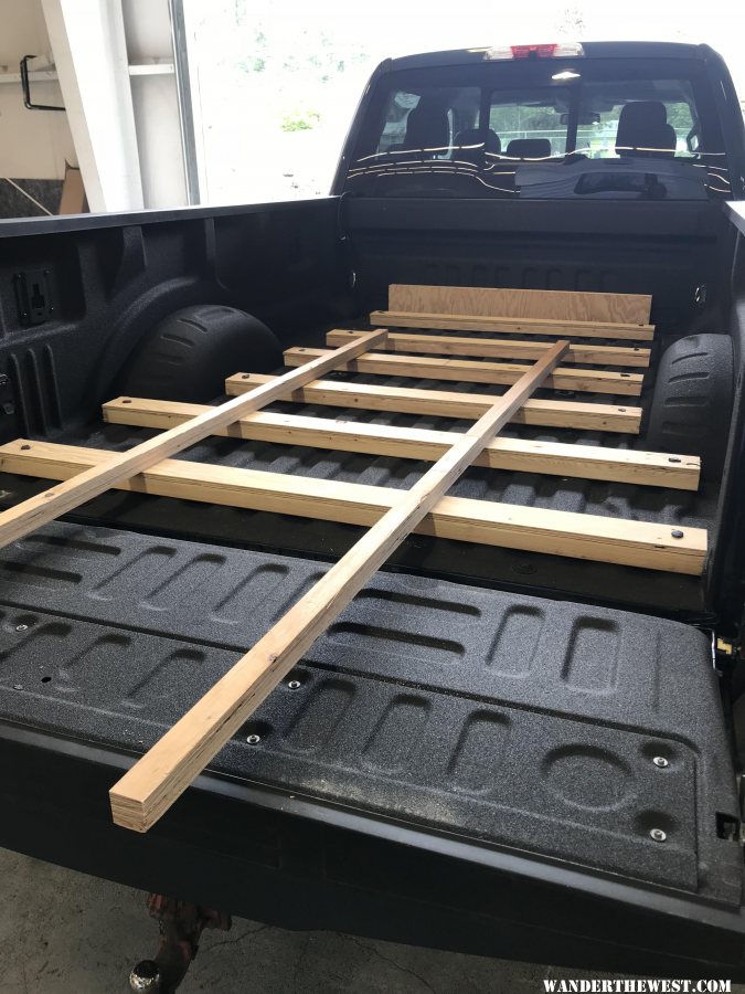 Truck bed support for Alaska Camper