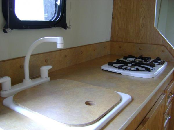 White sink and stove